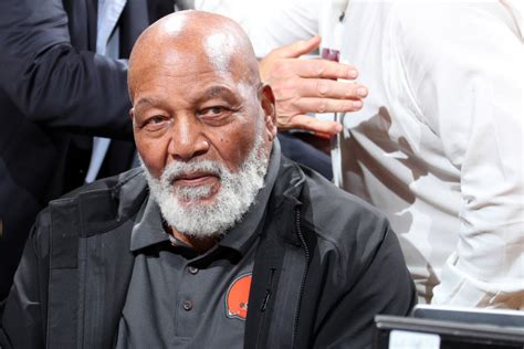 Remembering The Legacy Of Jim Brown Nfl Hall Of Famer And Activist