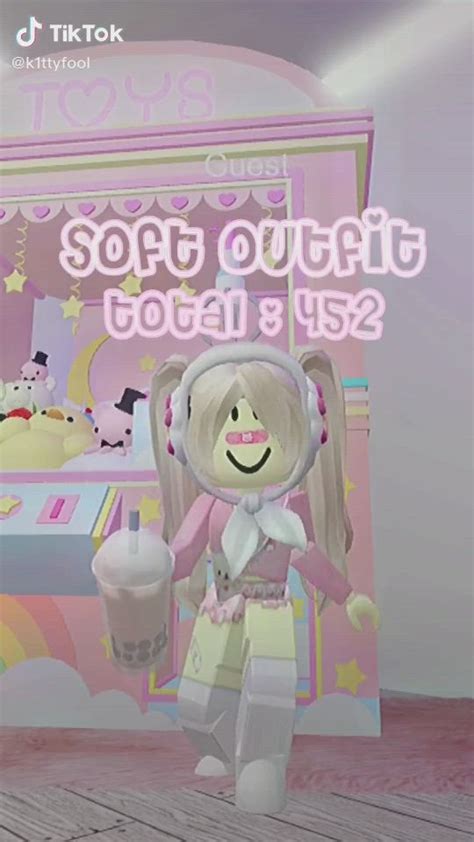 Softie Roblox Outfits 2021