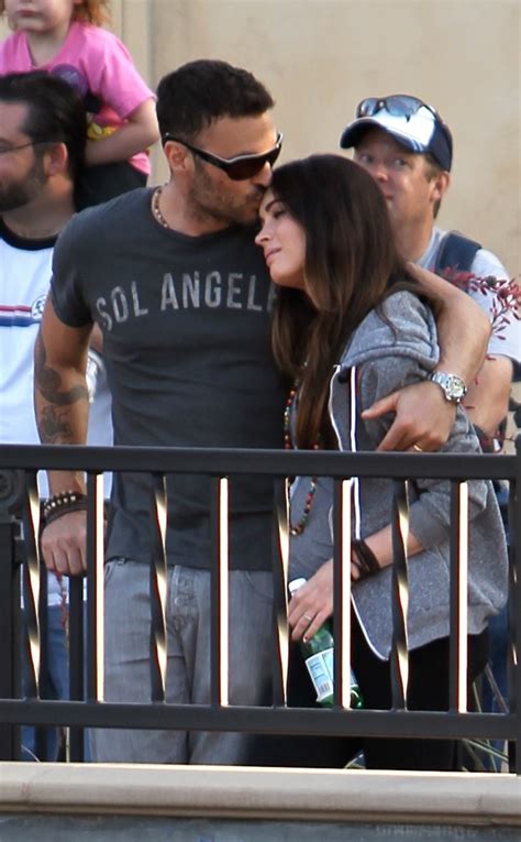 Pregnant Megan Fox Gets A Kiss From Brian Austin Green At Disneyland