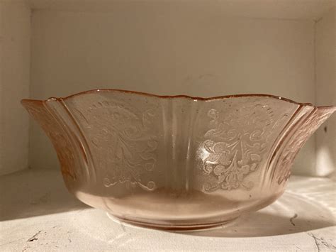 Vintage Pink Depression Glass Serving Bowl With Scalloped Rim Etsy