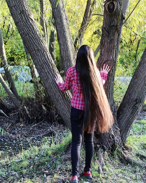 Pin By Terry Nugent On Super Long Hair Long Hair Styles Female Images Instagram Photo