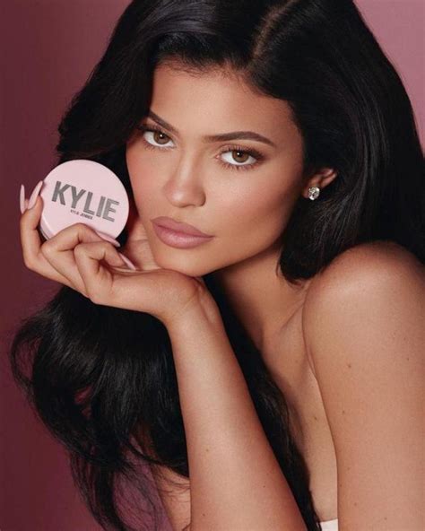 Kylie Jenner Biodata Profil Fakta Umur Agama Pacar Quotes
