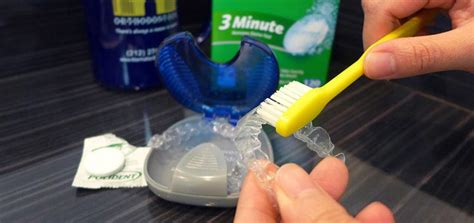 How To Clean Invisalign Trays Or Retainers Video Manhattan Bridge