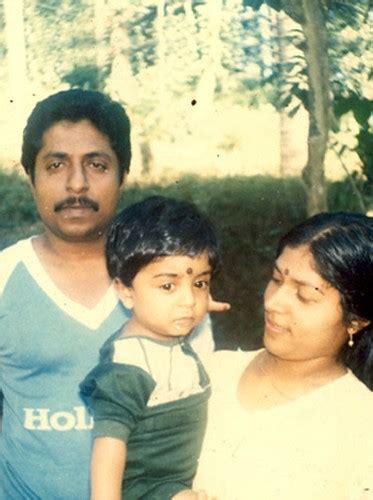 A mechanical engineer from kcg college of technology, chennai, vineeth sreenivasan is the son of. Srinivasan & Family | morris_winston | Flickr