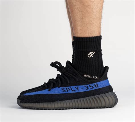 Adidas Yeezy Boost 350 V2 Dazzling Blue Gy7164