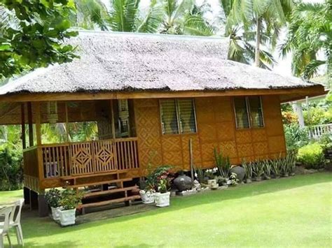 It's rainy season in the philippines and flooding is so common in the an old fashioned pinoy bahay kubo in palawan. Bahay Kubo and Its Symbolism in the Filipino Culture - Balay.ph