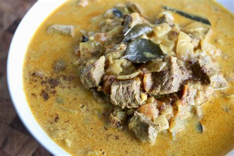 Spicy Creamy Coconut Nadan Kerala Beef Curry Recipe Dobbernationloves