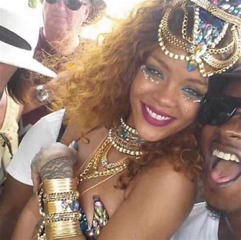 Karneval Auf Barbados Rihannas Sexy Instagram Show N Tvde