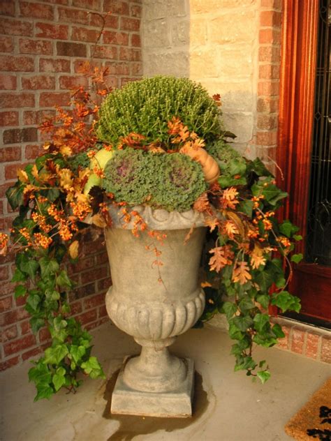 12 Lovely Fall Container Gardens Ideas For Yaur House