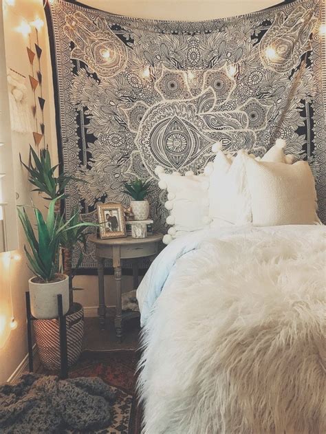 40 Cozy Teen Girl Bedroom Decor Trends For 2020 Home Decor Ideas