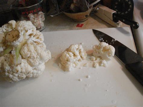 Choppingcauliflower Chopping Cauliflower To Steam Amy Stephenson