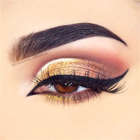 The Best Winged Eyeliner Styles For Your Eye Shape Best