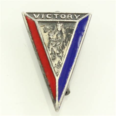 Vintage Wwii Victory Medal Pin Sterling Silver Enamel Madonna Child V