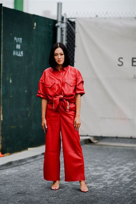 the best street style from new york fashion week best of fashion week new york fashion week