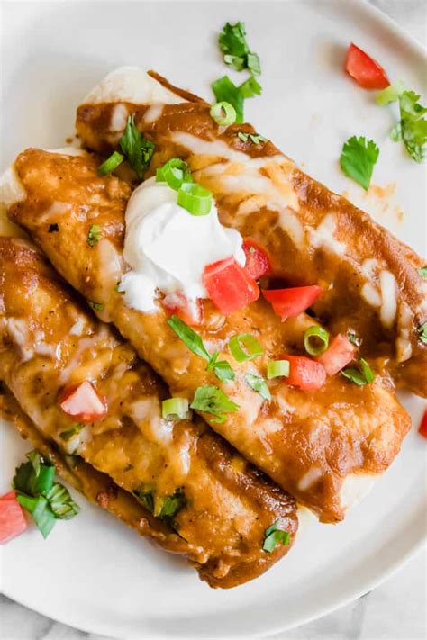 Best Ever Enchilada Sauce Recipe Tex Mex Chili Gravy House Of Yumm