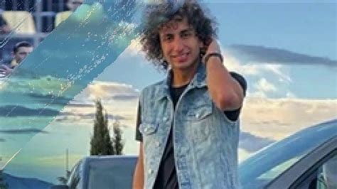 ليه عمرو دياب وهو بيغي راجعين ما خبطش فى اللى وراه؟ ‫عمرو وردة يتعرض للاعتداء من جماهير لاريسا اليوناني ...