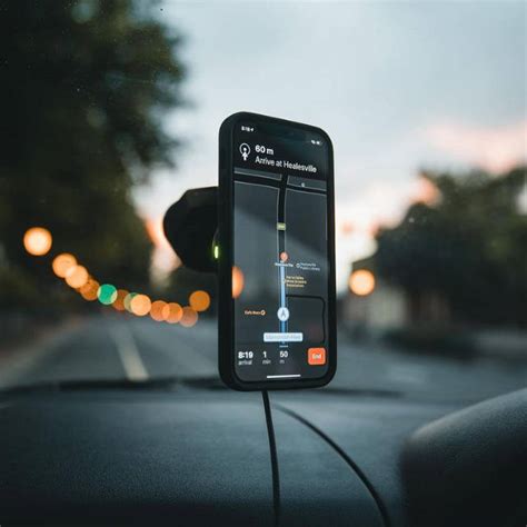 Windscreendash Car Mount With Optional Wireless Charging Head Quad