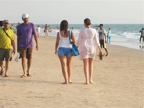 Glamorous Girls Hot Girls And Babes Enjoying On Goa Beach