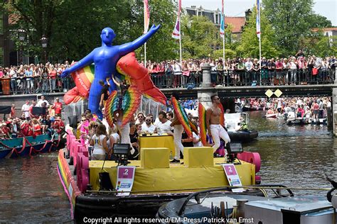 canal parade amsterdam gay pride 2015 em press