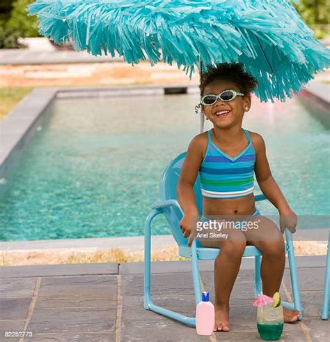 African American Woman In Bathing Suit ストックフォトと画像 Getty Images