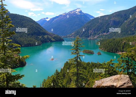 Turquoise Lake On North Cascades Np Washington Stock Photo Alamy
