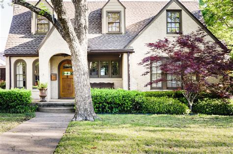 Old Meets New In This Charming 1920s Dallas Tudor Tudor House