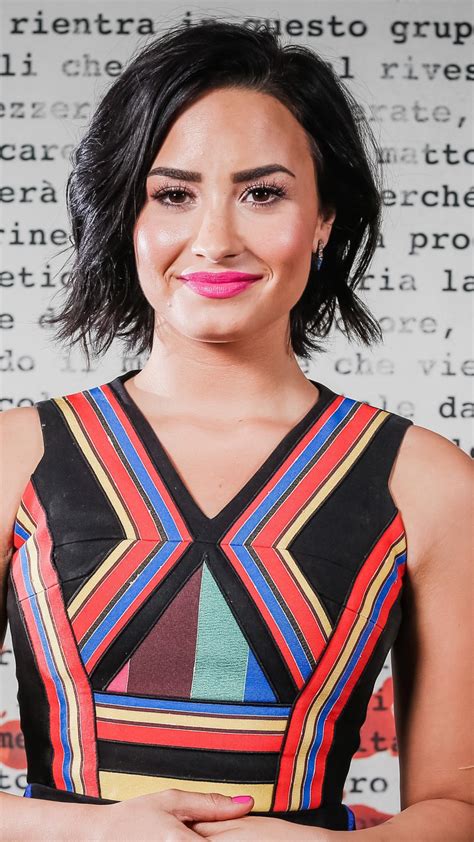 Demi Lovato Wallpaper Iphone Mister Wallpapers