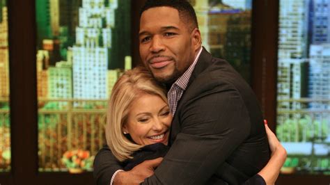 What Drama Kelly Ripa And Michael Strahan Were Adorable On His Last Day