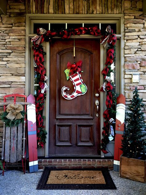 Festive And Easy Christmas Front Porch Décor Front Porch Christmas