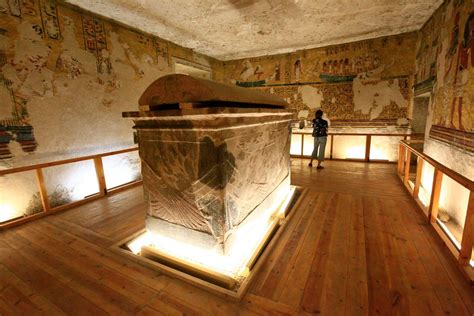 A Walk In The Sand Egypt Tomb Of Ay Valley Of The Kings อียิปต์