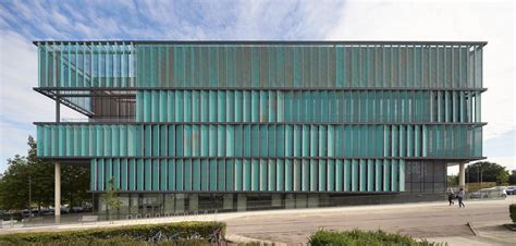 University of hertfordshire has achieved the top gold ranking in the government's teaching excellence framework (tef) 2018. University of Hertfordshire, The New Science Building ...