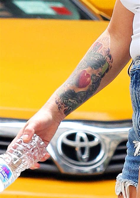 We did not find results for: Miranda Lambert New Tattoo On Right Arm