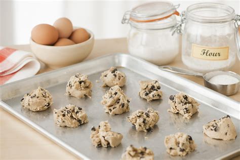 this helpful cookie baking chart will tell you how long to bake cookies including drop cookies