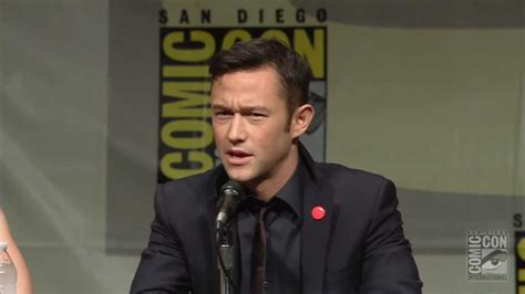 looper comic con panel joseph gordon levitt emily blunt youtube