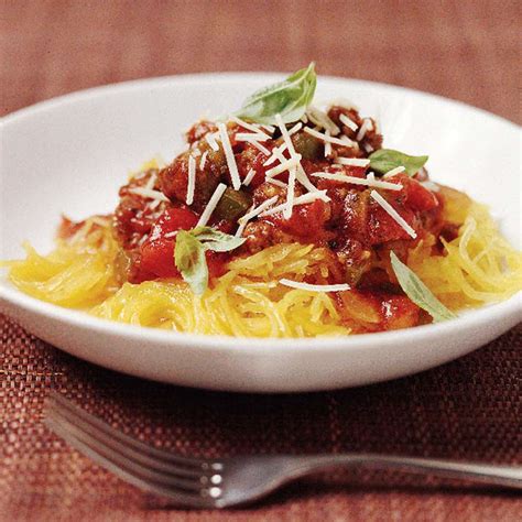 Spaghetti Squash With Chunky Tomato Sauce Recipe Eatingwell