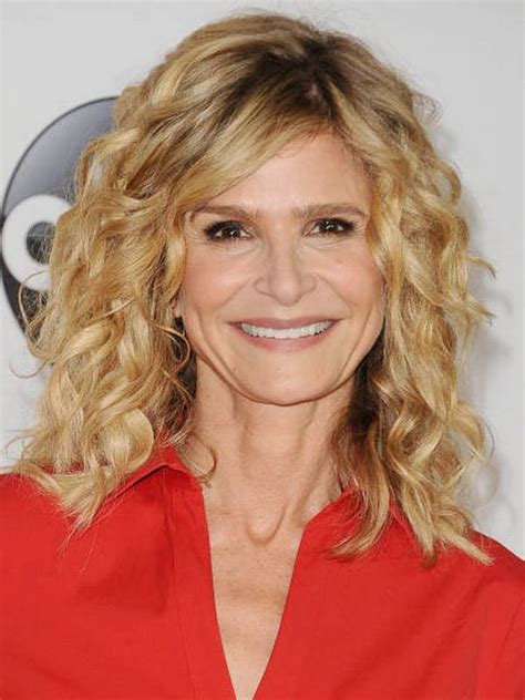 Compare Kyra Sedgwick S Height Weight Body Measurements With Other Celebs