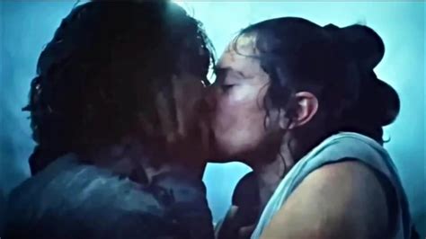 the reylo kiss wasn t even supposed to be in the movie according to film s editor youtube