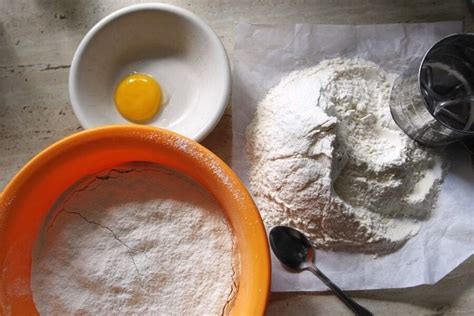 How To Substitute Cake Flour 3 Methods To Try In A Pinch Baking
