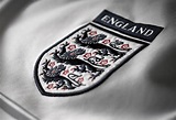 La evolución histórica del escudo de la selección inglesa ~ ENGLAND CALLING