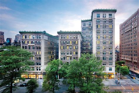 Go Inside The Astor And Chatsworth Historic Luxury Apartments Of Nycs