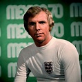 20 Years Gone: R.I.P Bobby Moore – A Life In Photos | Who Ate all the Pies