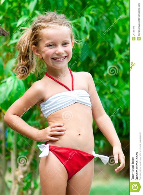 Browse 3,616 petite fille stock photos and images available, or start a new search to explore more stock photos and images. Petite fille de sourire photo stock. Image du filles ...