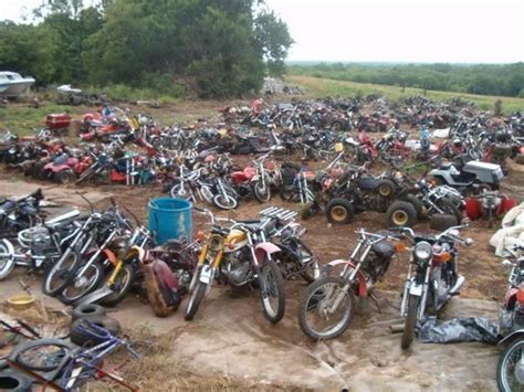 We tow your vehicle for free. Motorcycle and ATV salvage yard | Motos anciennes, Voiture ...