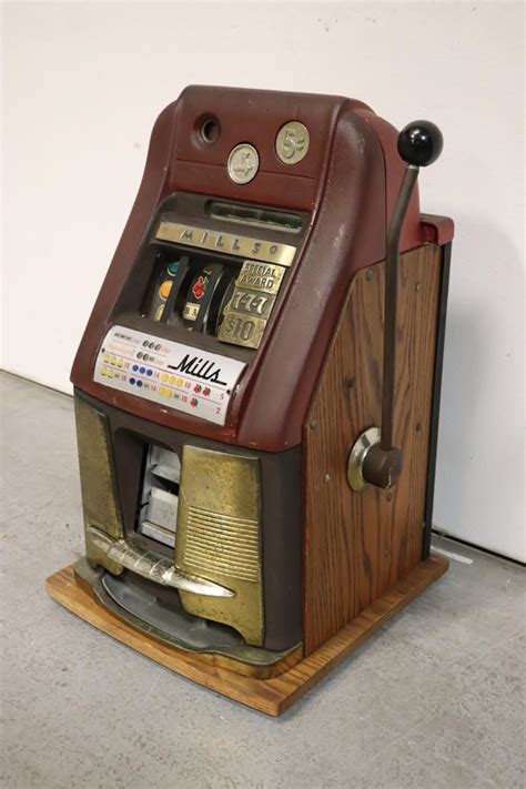 A Fine Art Deco Mills Nickel Slot Machine