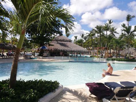Pool Grand Palladium Bávaro Suites Resort And Spa Bavaro • Holidaycheck Dominikanische