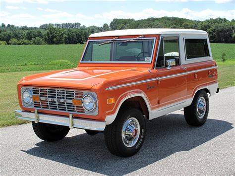 Classic Ford Bronco With Ranger Stripes Broncos Uncut Pinterest