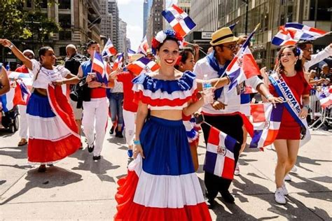New York’s Dominican Community Parades Across Upper Manhattan Amnewyork