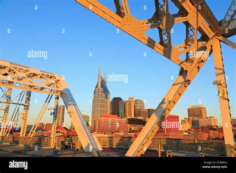 Shelby Pedestrian Bridge And Nashville Skylinetennesseeusa Stock Photo