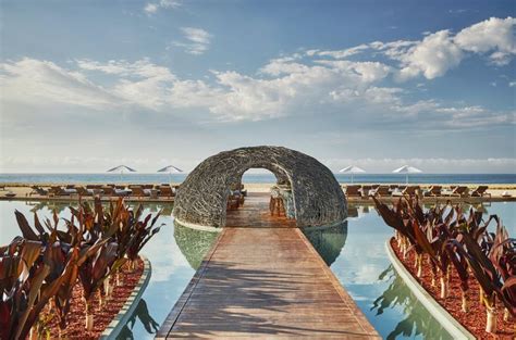 Viceroy Los Cabos Defines Modern Luxury With Their Dreamy Waterfront