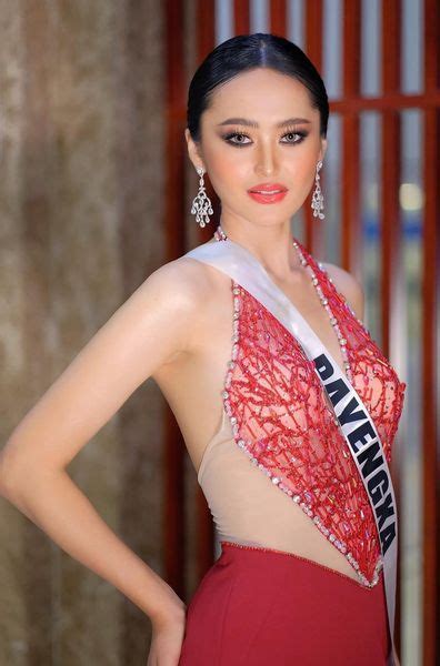 payengxa lor first hmong crowned miss universe laos 2022